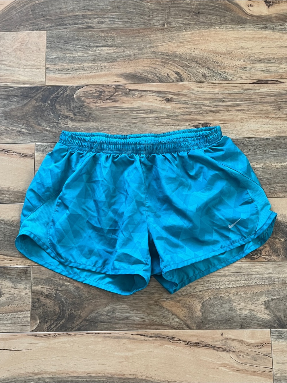 Nike Dri-FIT Womens M Turquoise Green Tempo Running Shorts 3” Gym Workout
